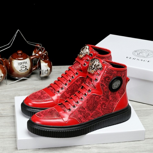 Versace High Tops Shoes For Men #1021169