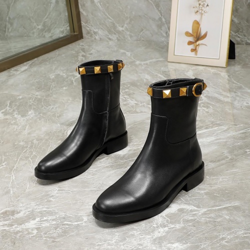 Valentino Boots For Women #1021440