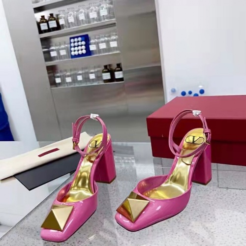 Valentino Sandal For Women #1021528