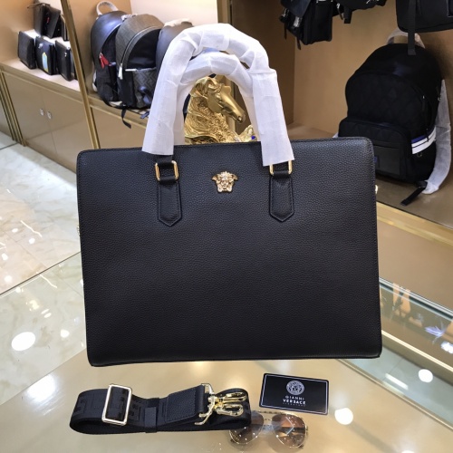 Versace AAA Man Handbags #1022236 $155.00 USD, Wholesale Replica Versace AAA Man Handbags