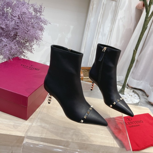 Replica Valentino Boots For Women #1022498 $105.00 USD for Wholesale
