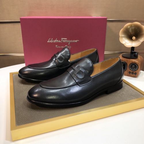 Salvatore Ferragamo Leather Shoes For Men #1022574