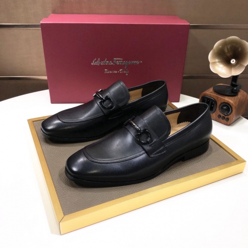 Salvatore Ferragamo Leather Shoes For Men #1022576