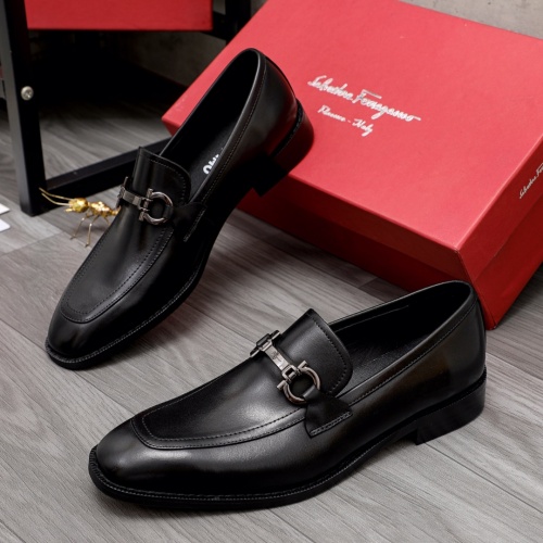 Salvatore Ferragamo Leather Shoes For Men #1022635