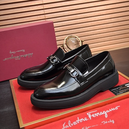Salvatore Ferragamo Leather Shoes For Men #1023148