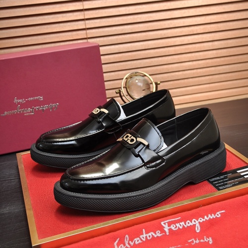Salvatore Ferragamo Leather Shoes For Men #1023152