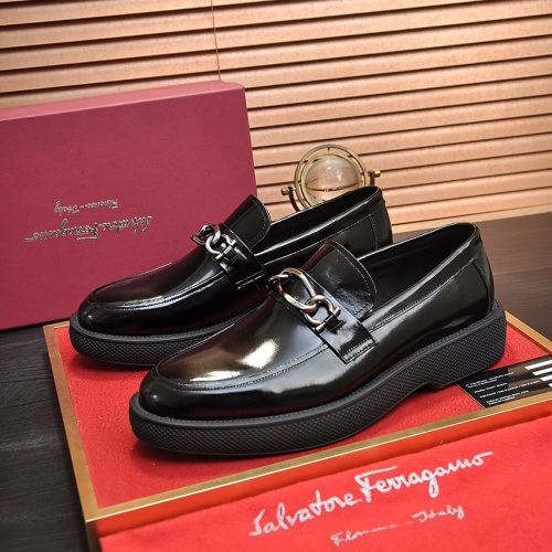 Salvatore Ferragamo Leather Shoes For Men #1023154