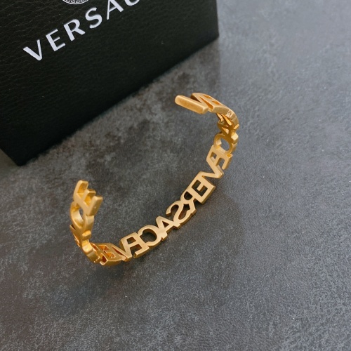 Replica Versace Bracelet #1023710 $36.00 USD for Wholesale