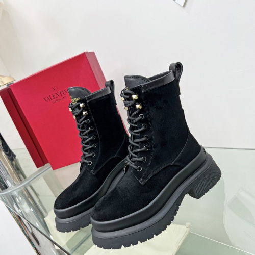 Valentino Boots For Women #1024254