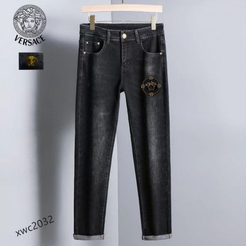 Versace Jeans For Men #1024371 $48.00 USD, Wholesale Replica Versace Jeans