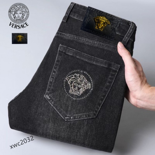Replica Versace Jeans For Men #1024371 $48.00 USD for Wholesale