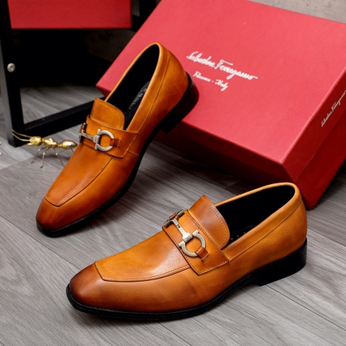 Salvatore Ferragamo Leather Shoes For Men #1024896