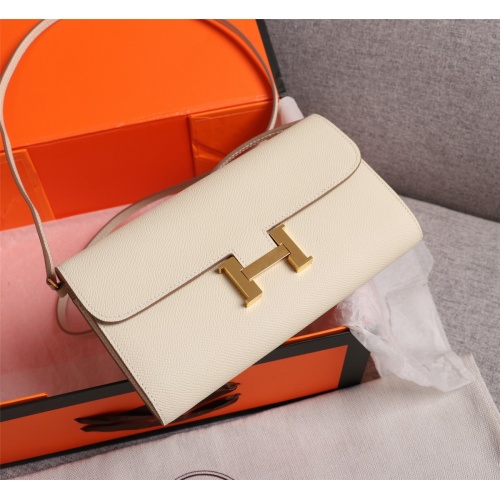 Replica Hermes AAA Quality Messenger Bags For Women #1024922 $175.00 USD for Wholesale