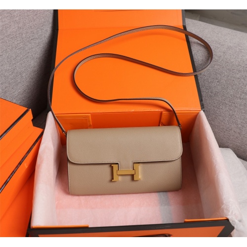 Hermes AAA Quality Messenger Bags For Women #1024925