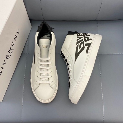 Givenchy High Tops Shoes For Men #1025072