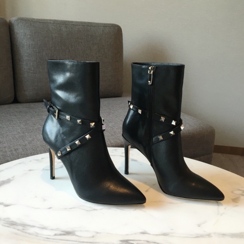 Valentino Boots For Women #1025325