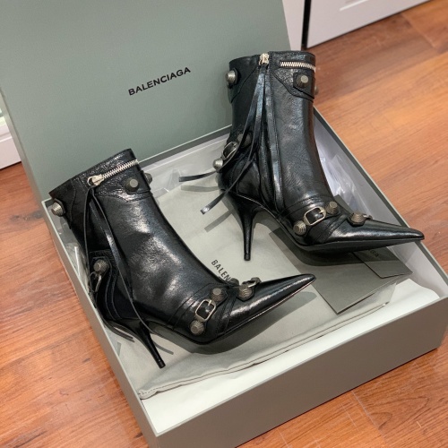 Replica Balenciaga Boots For Women #1025330 $172.00 USD for Wholesale