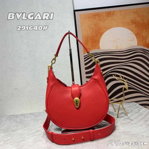 $108.00 USD Bvlgari AAA Quality Messenger Bags For Women #1025348