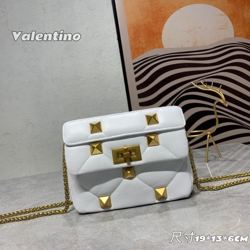 Valentino AAA Quality Messenger Bags For Women #1025394