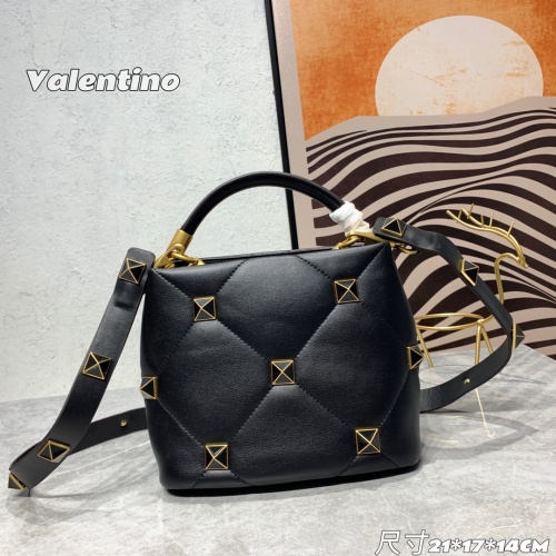 Replica Valentino AAA Quality Messenger Bags For Women #1025403 $122.00 USD for Wholesale