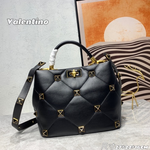 Valentino AAA Quality Messenger Bags For Women #1025407 $130.00 USD, Wholesale Replica Valentino AAA Quality Messenger Bags