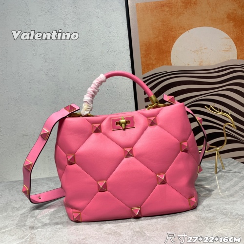 Valentino AAA Quality Messenger Bags For Women #1025411