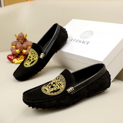 Versace Leather Shoes For Men #1026897