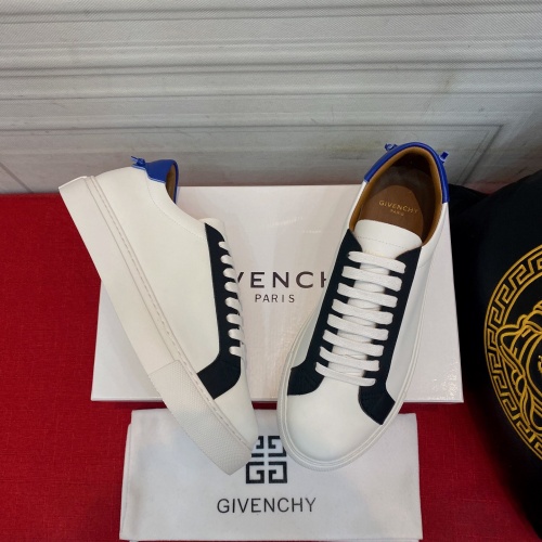 Givenchy Casual Shoes For Men #1026934