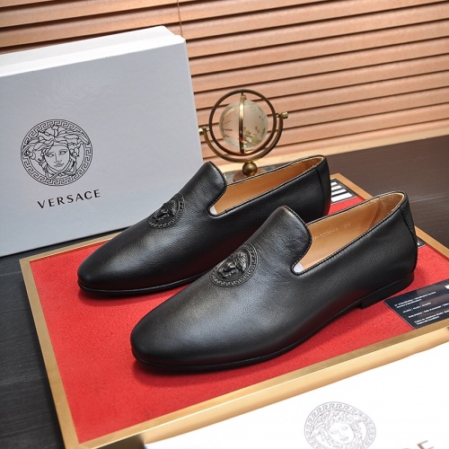 Versace Leather Shoes For Men #1026984 $98.00 USD, Wholesale Replica Versace Leather Shoes