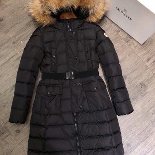 Moncler Down Feather Coat Long Sleeved For Women #1027031