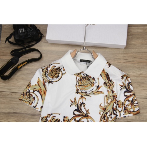Replica Versace T-Shirts Short Sleeved For Men #1027497 $40.00 USD for Wholesale