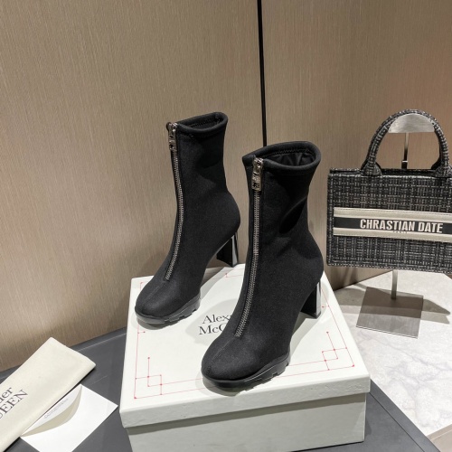 Alexander McQueen Boots For Women #1027525