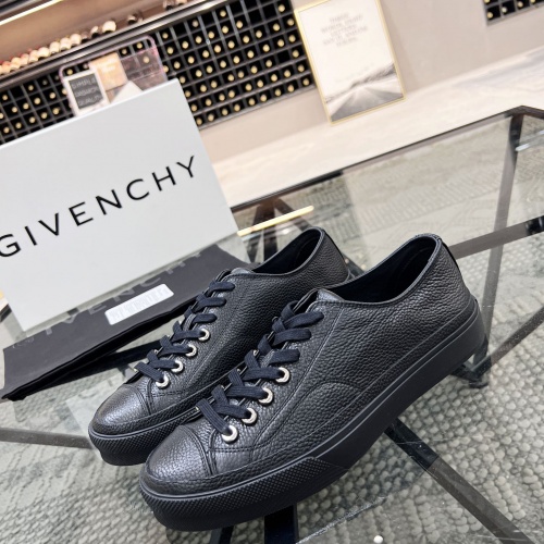 Givenchy Casual Shoes For Men #1027855