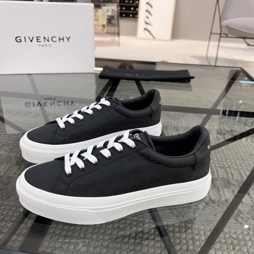 Givenchy Casual Shoes For Men #1027860