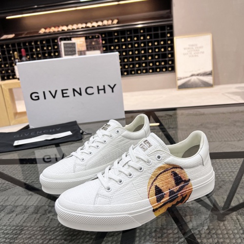 Givenchy Casual Shoes For Men #1027865