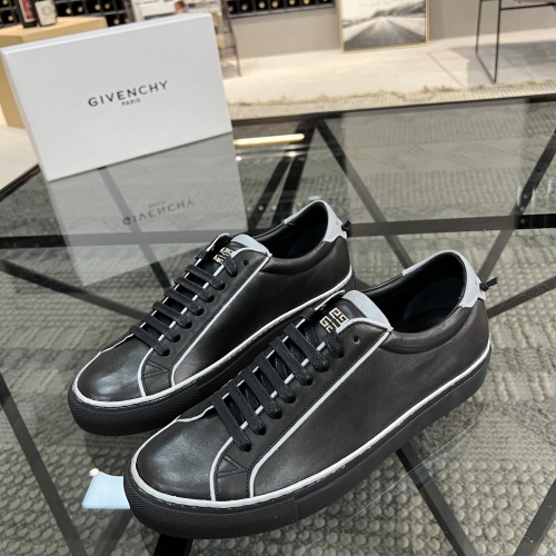 Givenchy Casual Shoes For Men #1027873