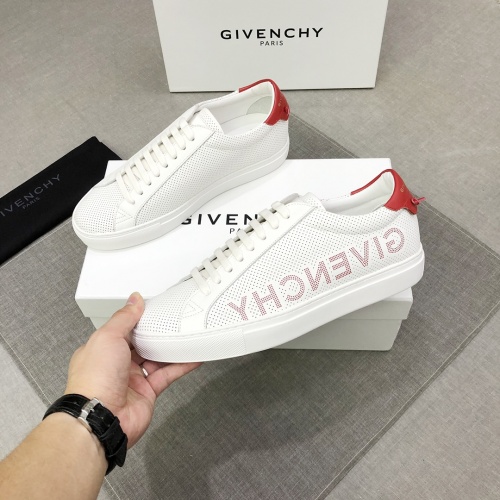 Givenchy Casual Shoes For Men #1027877