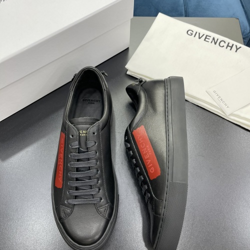 Givenchy Casual Shoes For Men #1027895
