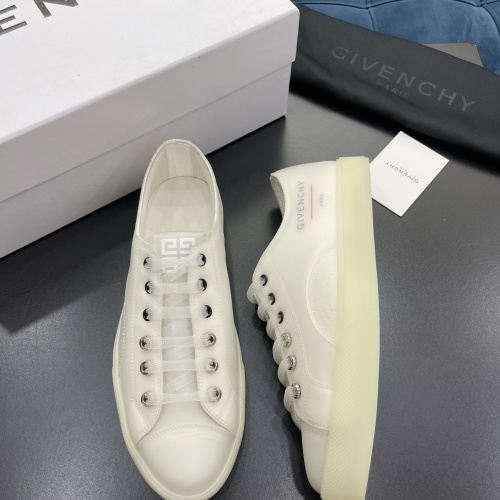 Givenchy Casual Shoes For Men #1027901
