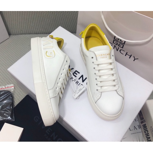 Givenchy Casual Shoes For Men #1027943