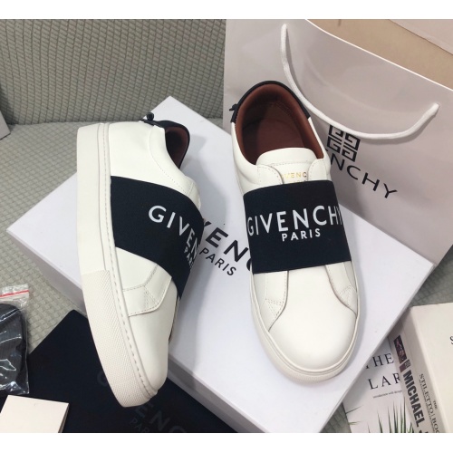 Givenchy Casual Shoes For Men #1027960