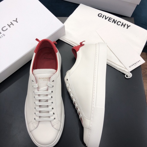 Givenchy Casual Shoes For Men #1027978