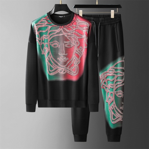 Versace Tracksuits Long Sleeved For Men #1028317
