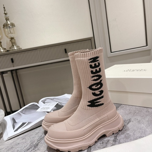 Alexander McQueen Boots For Women #1028657