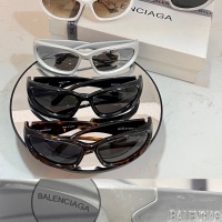 $60.00 USD Balenciaga AAA Quality Sunglasses #1018534