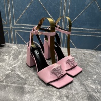 $108.00 USD Versace Sandal For Women #1019102
