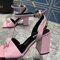 $108.00 USD Versace Sandal For Women #1019102