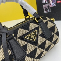 $85.00 USD Prada AAA Quality Messeger Bags For Women #1019112