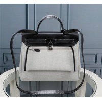$182.00 USD Hermes AAA Quality Handbags For Women #1019298
