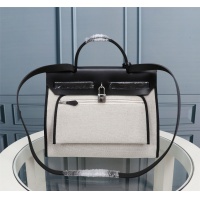 $182.00 USD Hermes AAA Quality Handbags For Women #1019300